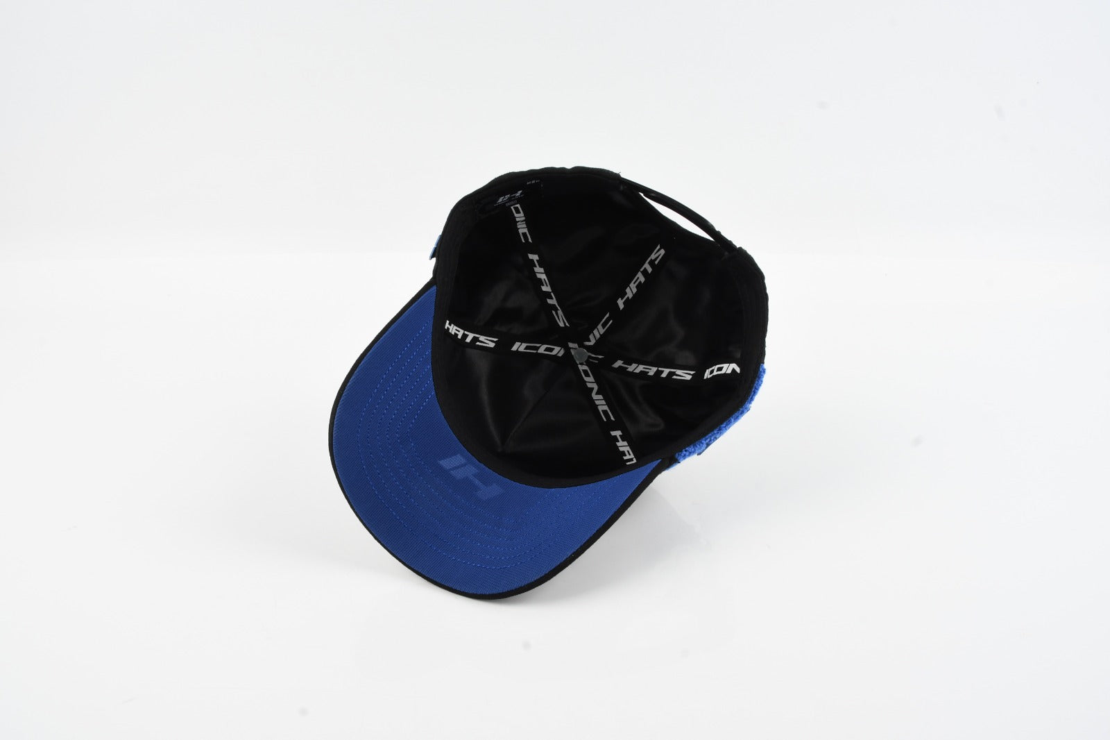 ICONIC HATS - KLOUDI