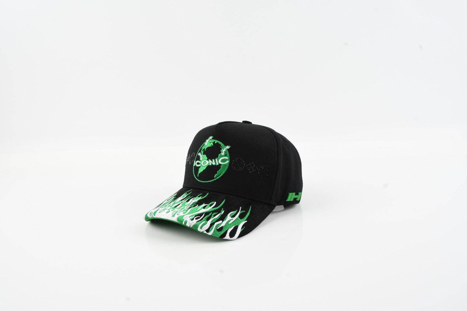 ICONIC HATS - VIVID WORLD